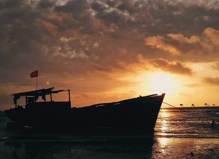 Bãi biển Đồng Châu Thái Bình – Sự mê hoặc từ thiên nhiên