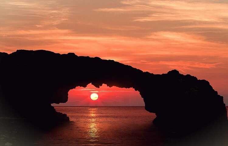 Đảo Lý Sơn được mệnh danh là thiên đường săn đón ánh bình minh