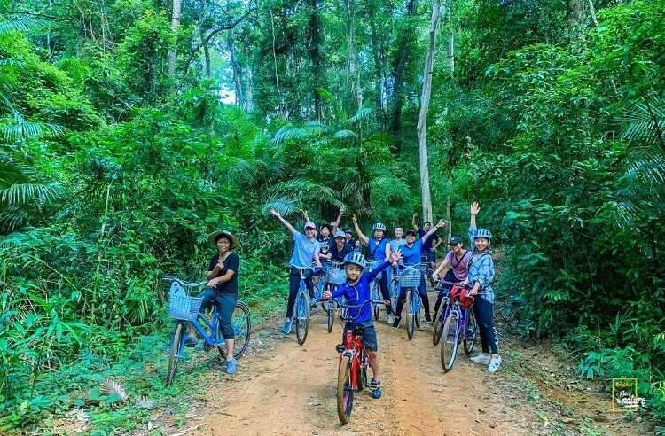 Đạp xe xuyên rừng Nam Cát Tiên