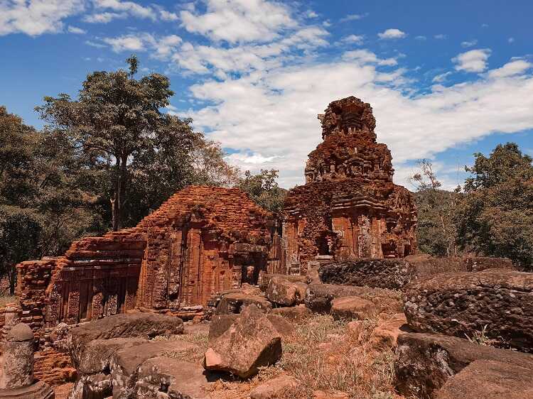 Thánh địa Mỹ Sơn có phải là khu di tích lịch sử nổi tiếng nhất Quảng Nam - 123 Đi Du Lịch