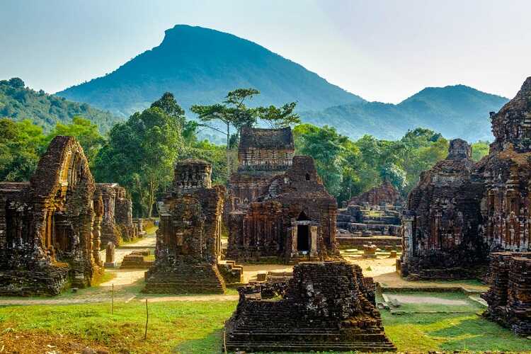 Thánh địa Mỹ Sơn có phải là khu di tích lịch sử nổi tiếng nhất Quảng Nam