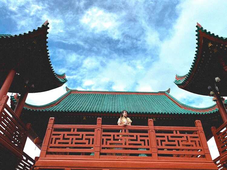 Chùa Lầu An Giang hiện đang là ngôi chùa được check in nhiều nhất trên các trang mạng xã hội hiện nay.