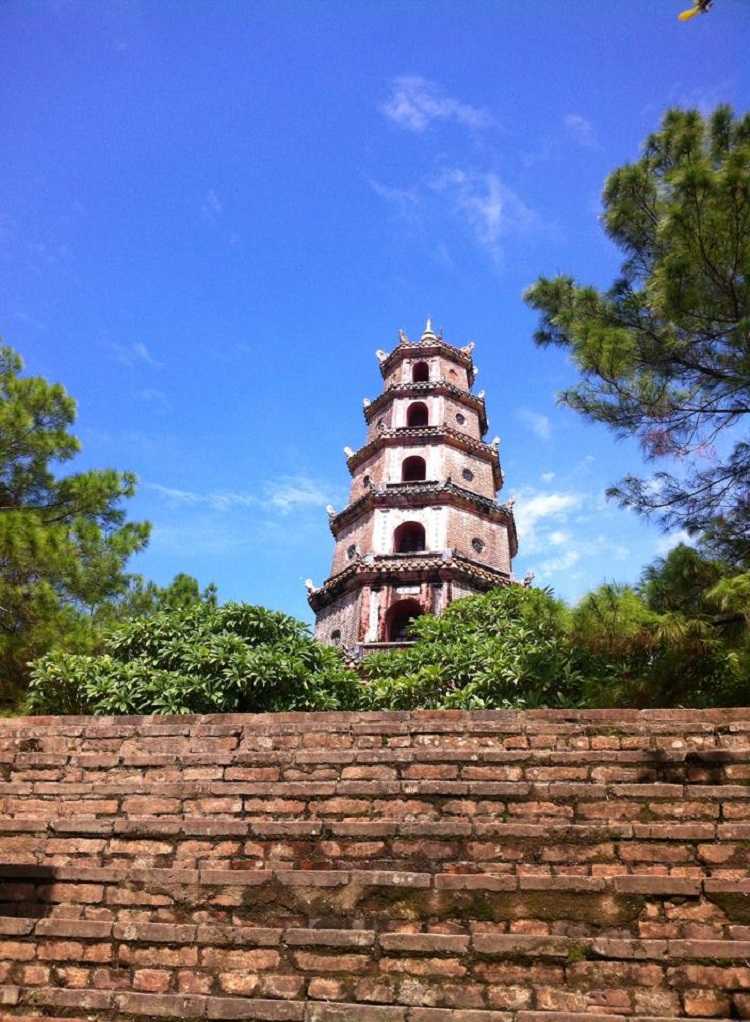 Chùa Thiên Mụ, bí ẩn ngôi chùa linh thiên cố đô Huế