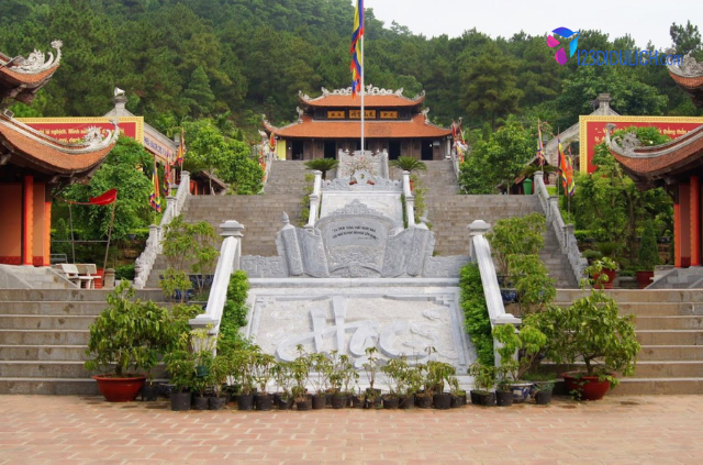 Chùa Côn Sơn - di tích lịch sử quý báu của Việt Nam